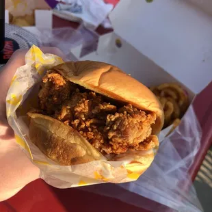 Spicy chicken sandwich combo