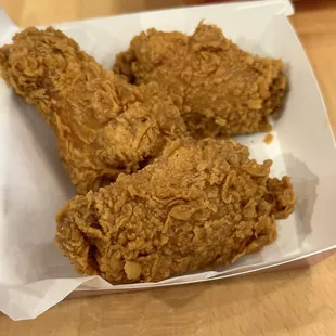 fried chicken, fried chicken wings, chicken wings and fried chicken, food, chicken, bbq chicken, chicken wings, bbq wings, poultry