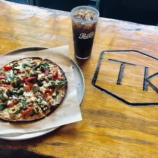 Mediterranean on cauliflower crust