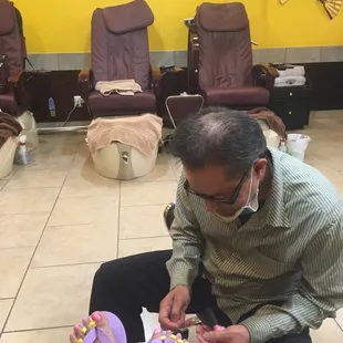 Look at how awesome my feet are!