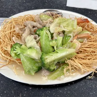 Combination crispy fried noodle