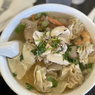 Wonton Noodle Soup