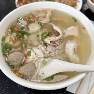 Combination Rice Stick Soup