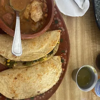 Quesadillas rajas