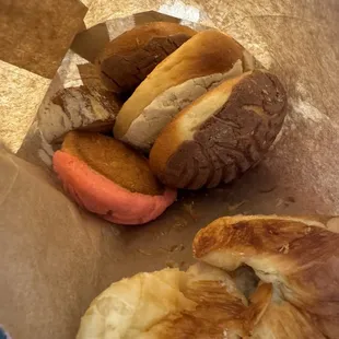 Conchs and croissant