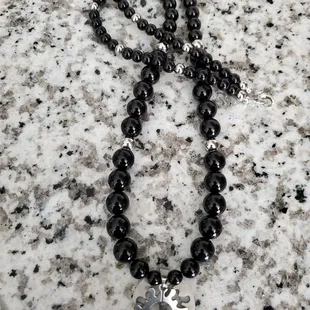 Nov 2020: From Sheri's Beads &amp; Baubles-- she takes jewelry requests @ the market &amp; will deliver there or elsewhere.