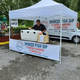 June 2020: Sold me one expired fish dip:(