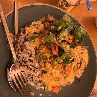 YELLOW LEMONGRASS COCONUT CURRY (GF, V)