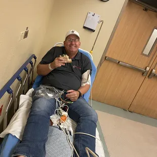 After hours n hours , he was given food. Thank you. Waiting for a room in the hallway. Quite n private