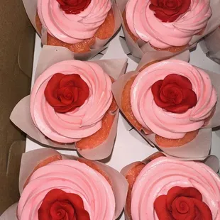 a dozen cupcakes in a box