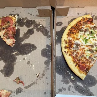 Pepperoni and Mushroom and Sausage and Green Pepper pizzas.