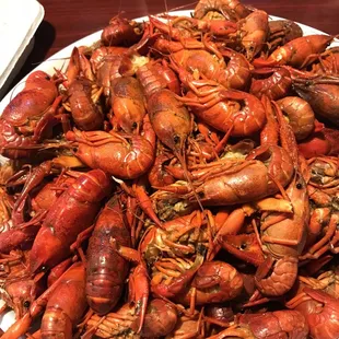 a plate of craws