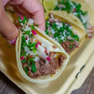 carne asada tacos- standard but get the job done! ~ @seattle.food.diva