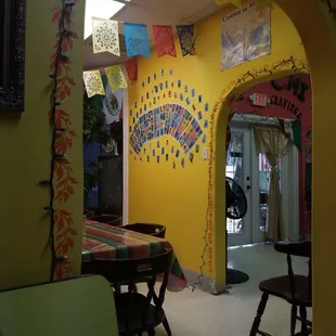 It's very colorful in here.