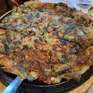 Haemul Pajeon (Seafood Pancake)