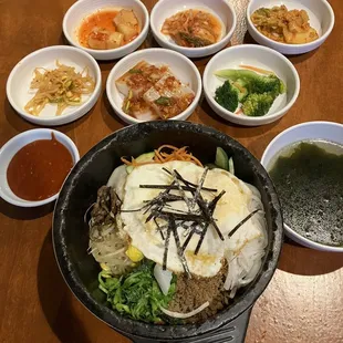 Dolsot Bibimbap