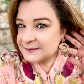 Lisa Kay D.