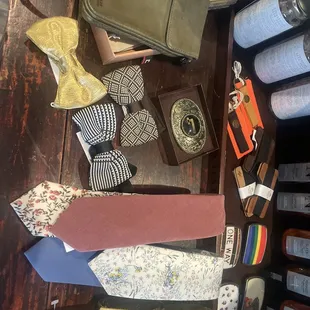 Toad Road: Eclectic Men and Womens clothing and accessories boutique.  6807 Fourth St, Los Ranchos De Albuquerque, NM 87107