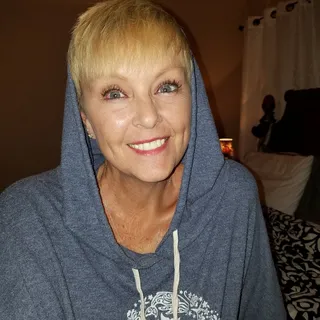 Pati W.