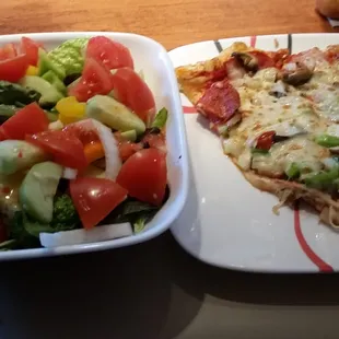 Salad &amp; Double Cheese Family Style Pizza