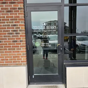 Just walked in on a Saturday morning and there is an hour wait. Maybe because tomorrow is Easter?