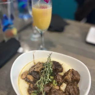 Oxtails &amp; Grits