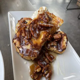 Pralines & Cream French Toast