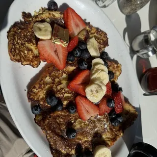 Croissant French Toast With Banana$berries