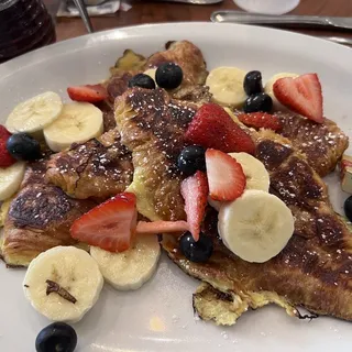 French Toast With Banana$ 'Berries