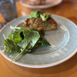 Roasted Bell Pepper and Kale Quiche
