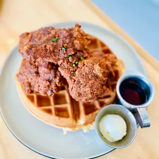 Fried chicken &amp; Waffle (Nashville hot)