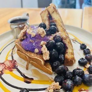 Ube toast