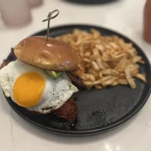 Chorizo Burger &amp; Hashbrown Chips