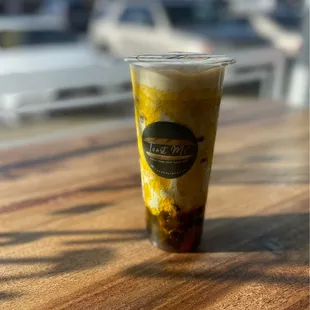 Matcha Mango with creama and tapioca