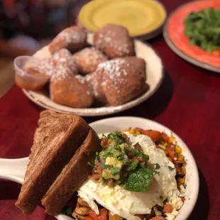 Hippie hash + Bowl of minis (mini donuts)