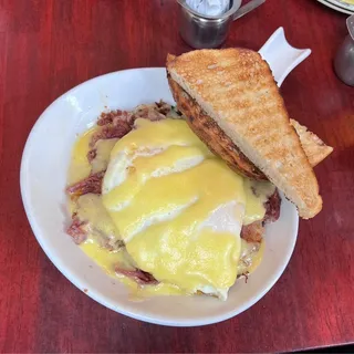 Corned Beef Hash Skillet