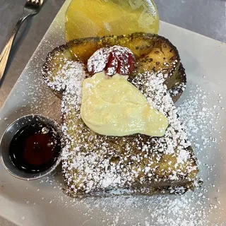 FRENCH TOAST - CREME BRULEE