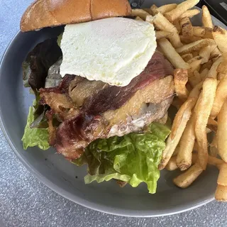EL JEFE BURGER