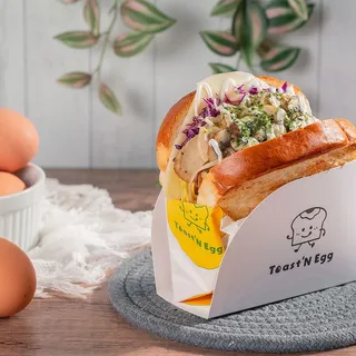 MUSHROOM FEAST TOAST