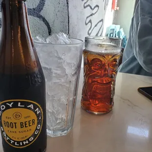 Root beer and delicious sweet tea... not too sweet . Just right..and those fun glasses.