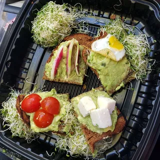 AVOCADO TOAST