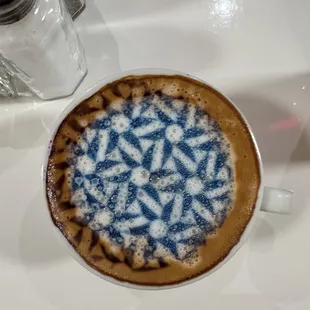 Doble expreso and some almond milk... convert in a art piece thanks it was perfect