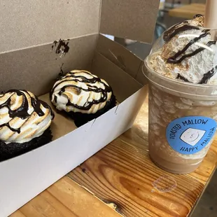 Cupcakes and Iced Smores Mocha