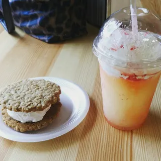 Homemade Oatmeal Cream Pies (2 Pack)