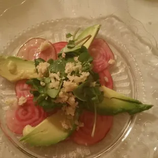 Candy cane beets avacado sprouts and macadamia nut cheese oh my yes please!!!