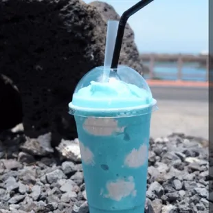 Cloud(blue curacao) smoothie