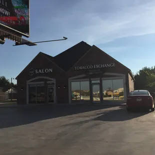 Store Front.  Right on East side of I-35 between Indian Hills Road, Norman and SW 19th Street, Moore
