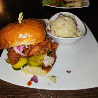 Wolfpack-Hot Chicken Sandwich