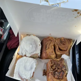 Cinnamon Rolls &amp; Caramel Rolls