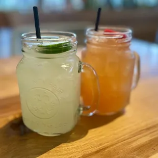 Strawberry and lime drinks